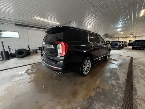 More photos of 2021 GMC Yukon Denali at Monster Motors - Jackson, MI, MI