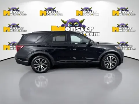 More photos of 2023 Ford Explorer ST-Line at Monster Motors - Jackson, MI, MI