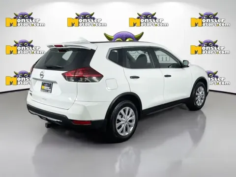 More photos of 2018 Nissan Rogue S at Monster Motors - Jackson, MI, MI