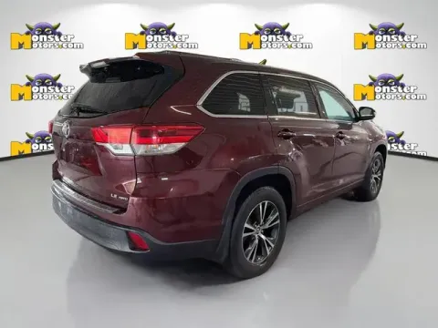 More photos of 2018 Toyota Highlander LE at Monster Motors - Jackson, MI, MI