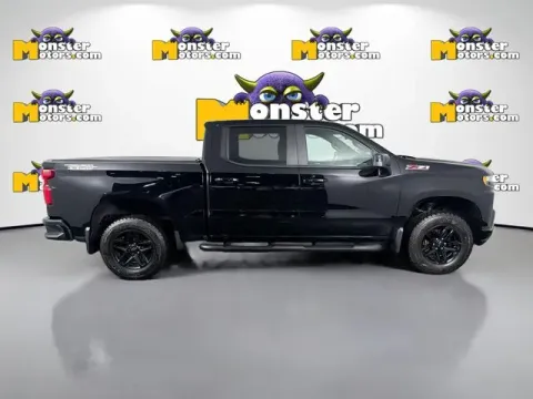 More photos of 2019 Chevrolet Silverado 1500 LT Trail Boss at Monster Motors - Jackson, MI, MI