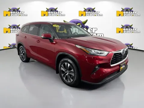 Another view of 2020 Toyota Highlander XLE for sale in Michigan Center, MI at Monster Motors - Jackson, MI
