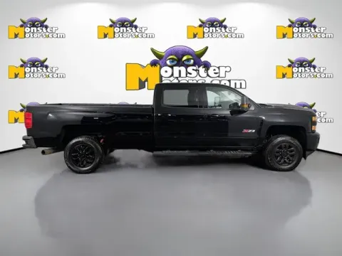 More photos of 2018 Chevrolet Silverado 2500HD LT at Monster Motors - Jackson, MI, MI