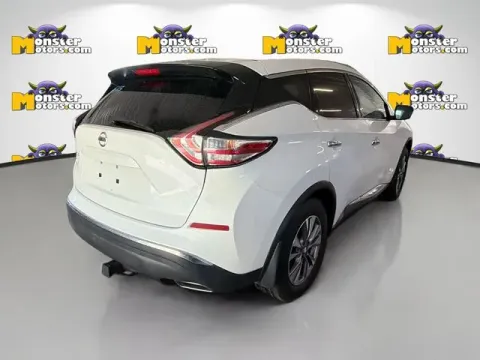 More photos of 2017 Nissan Murano Platinum at Monster Motors - Jackson, MI, MI