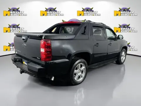 More photos of 2011 Chevrolet Avalanche 1500 LT at Monster Motors - Jackson, MI, MI