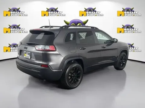 More photos of 2023 Jeep Cherokee Altitude at Monster Motors - Jackson, MI, MI