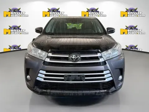 Photos of 2019 Toyota Highlander LE for sale in Michigan Center, MI at Monster Motors - Jackson, MI