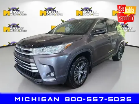 Gray 2019 Toyota Highlander LE for sale in Michigan Center, MI