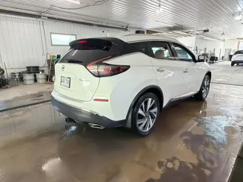 More photos of 2020 Nissan Murano SL at Monster Motors - Jackson, MI, MI