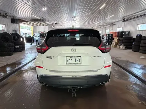 More photos of 2020 Nissan Murano SL at Monster Motors - Jackson, MI, MI
