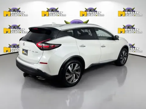 More photos of 2020 Nissan Murano SL at Monster Motors - Jackson, MI, MI