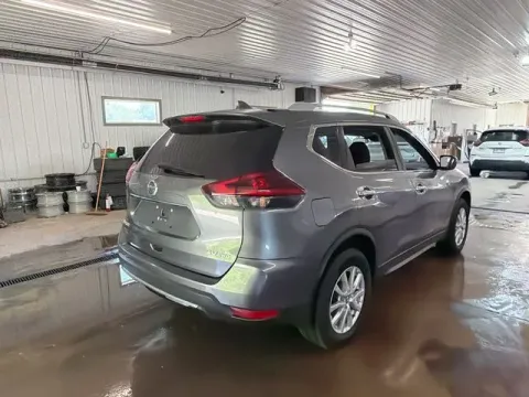 More photos of 2019 Nissan Rogue at Monster Motors - Jackson, MI, MI