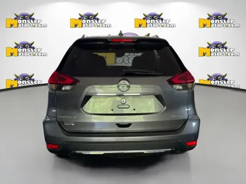 More photos of 2019 Nissan Rogue SL at Monster Motors - Jackson, MI, MI