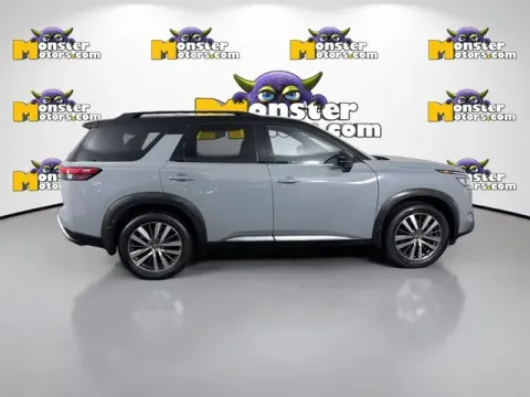 More photos of 2022 Nissan Pathfinder Platinum at Monster Motors - Jackson, MI, MI