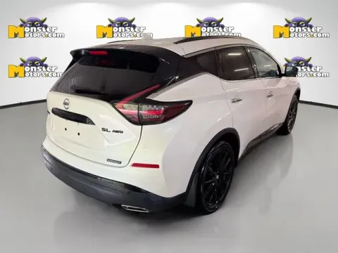 More photos of 2021 Nissan Murano SL at Monster Motors - Jackson, MI, MI