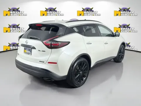More photos of 2021 Nissan Murano SL at Monster Motors - Jackson, MI, MI