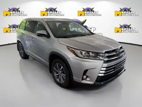 Another view of 2017 Toyota Highlander for sale in Michigan Center, MI at Monster Motors - Jackson, MI