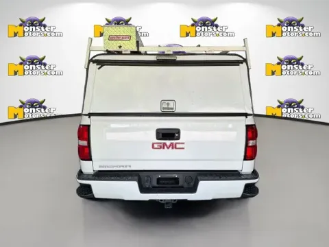 More photos of 2018 GMC Sierra 1500 at Monster Motors - Jackson, MI, MI