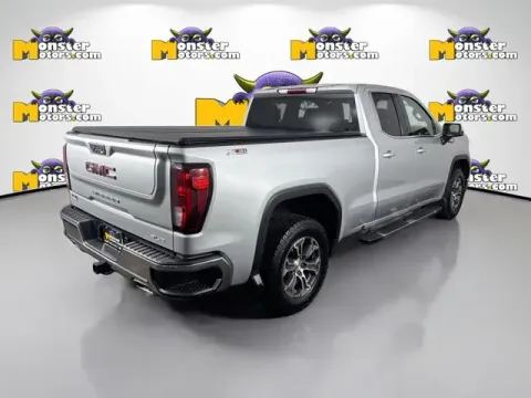 More photos of 2022 GMC Sierra 1500 Limited SLE at Monster Motors - Jackson, MI, MI