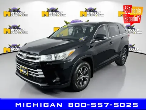 Black 2017 Toyota Highlander LE for sale in Michigan Center, MI