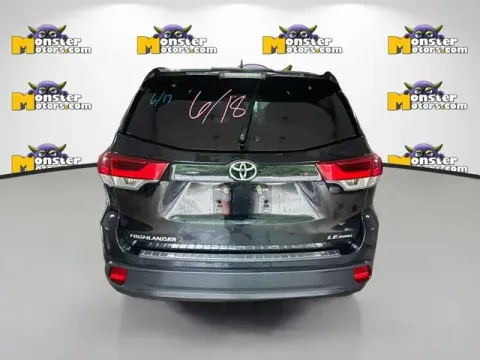 More photos of 2017 Toyota Highlander at Monster Motors - Jackson, MI, MI