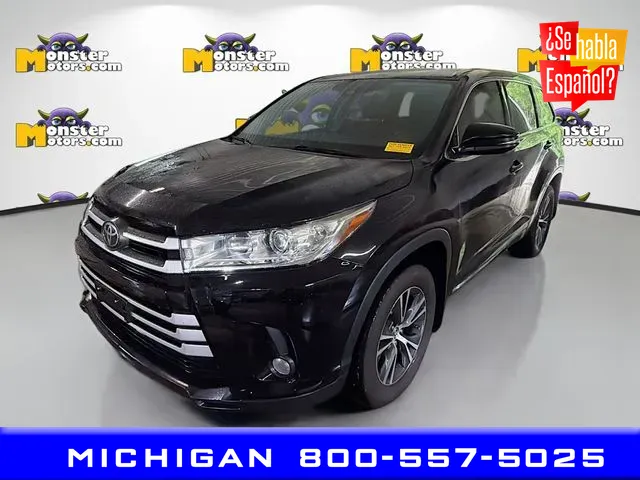 Black 2017 Toyota Highlander LE for sale in Michigan Center, MI