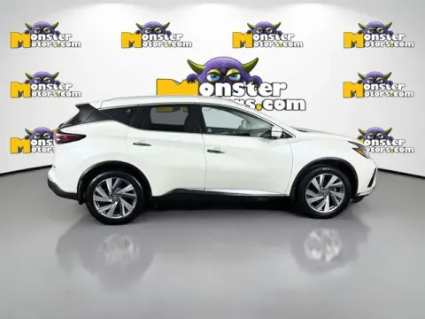 More photos of 2021 Nissan Murano SL at Monster Motors - Jackson, MI, MI