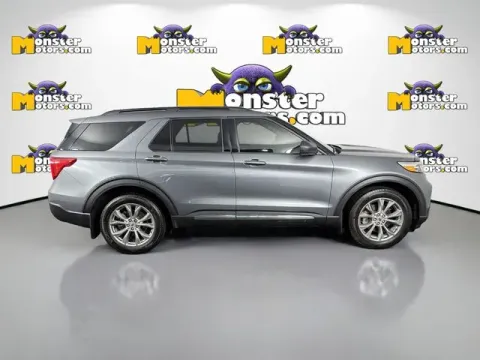 More photos of 2022 Ford Explorer XLT at Monster Motors - Jackson, MI, MI