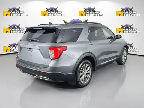 More photos of 2022 Ford Explorer XLT at Monster Motors - Jackson, MI, MI