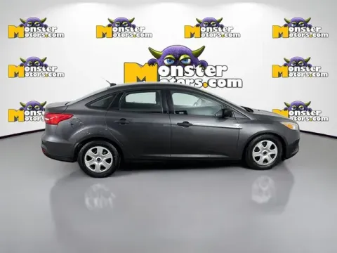 More photos of 2015 Ford Focus S at Monster Motors - Jackson, MI, MI