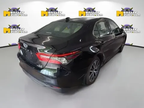 More photos of 2022 Toyota Camry Hybrid XLE at Monster Motors - Jackson, MI, MI