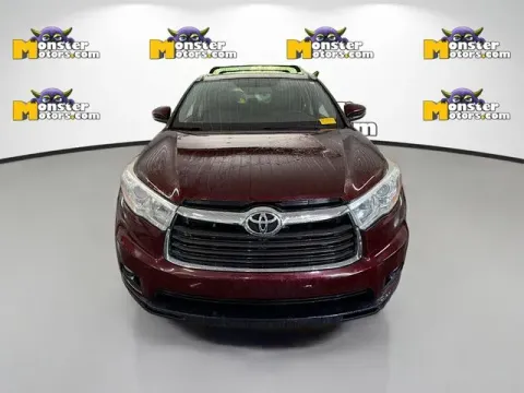 Photos of 2016 Toyota Highlander XLE V6 for sale in Michigan Center, MI at Monster Motors - Jackson, MI