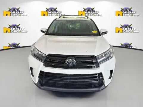 Photos of 2019 Toyota Highlander XLE for sale in Michigan Center, MI at Monster Motors - Jackson, MI