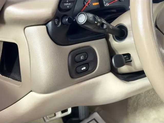 2003 Chevrolet Corvette Base - Photo 10