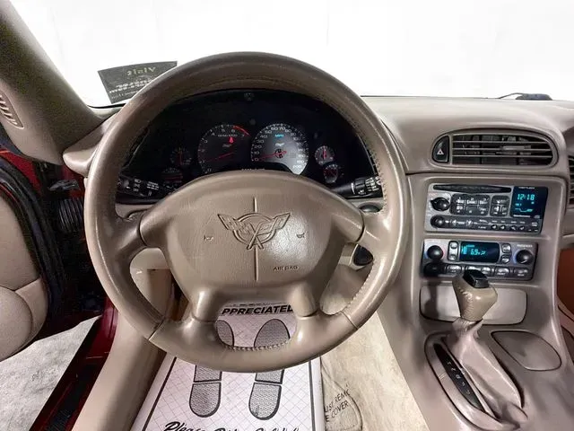 2003 Chevrolet Corvette Base - Photo 11