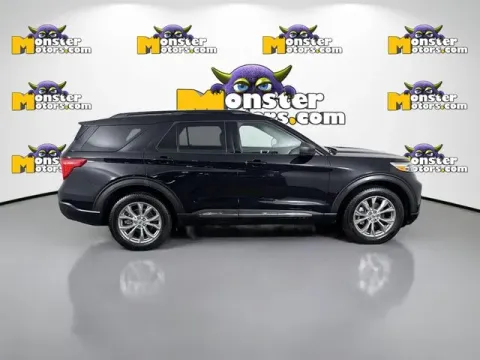 More photos of 2022 Ford Explorer XLT at Monster Motors - Jackson, MI, MI