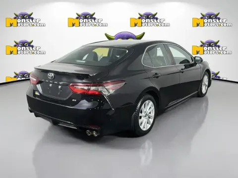 More photos of 2021 Toyota Camry SE at Monster Motors - Jackson, MI, MI