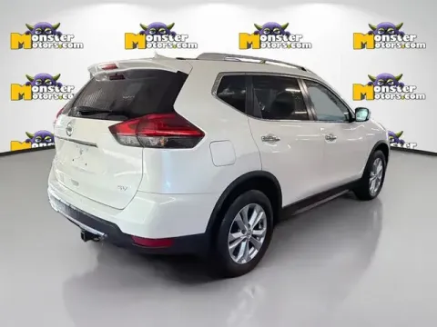 More photos of 2017 Nissan Rogue at Monster Motors - Jackson, MI, MI