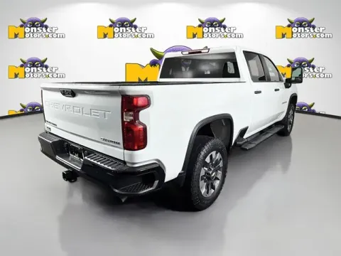 More photos of 2022 Chevrolet Silverado 2500 HD Custom at Monster Motors - Jackson, MI, MI