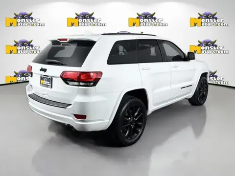 More photos of 2020 Jeep Grand Cherokee Altitude at Monster Motors - Jackson, MI, MI