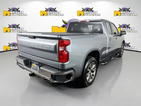 More photos of 2019 Chevrolet Silverado 1500 LT at Monster Motors - Jackson, MI, MI