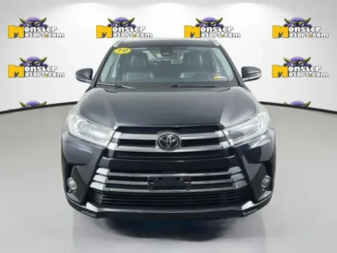 Photos of 2019 Toyota Highlander XLE for sale in Michigan Center, MI at Monster Motors - Jackson, MI