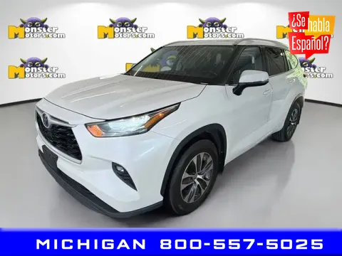 White 2021 Toyota Highlander XLE for sale in Michigan Center, MI