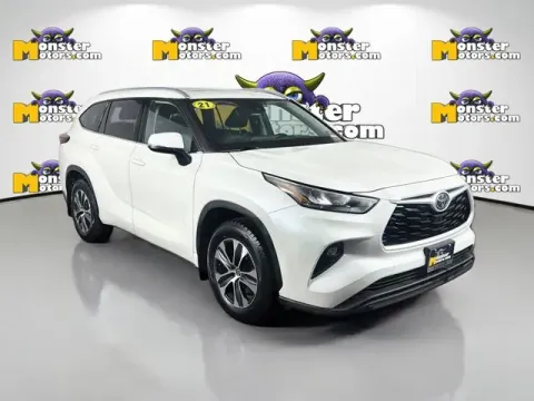 Another view of 2021 Toyota Highlander XLE for sale in Michigan Center, MI at Monster Motors - Jackson, MI