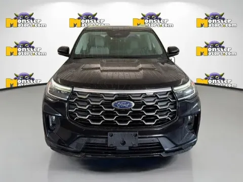 Photos of 2025 Ford Explorer Platinum for sale in Michigan Center, MI at Monster Motors - Jackson, MI