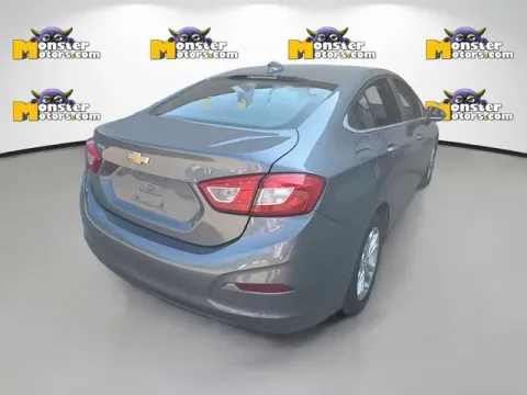 More photos of 2019 Chevrolet Cruze LT at Monster Motors - Jackson, MI, MI