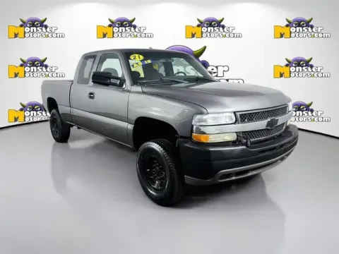 Another view of 2001 Chevrolet Silverado 2500HD LS for sale in Michigan Center, MI at Monster Motors - Jackson, MI