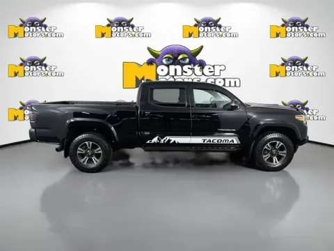 More photos of 2017 Toyota Tacoma TRD Off-Road at Monster Motors - Jackson, MI, MI