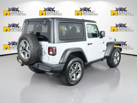 More photos of 2023 Jeep Wrangler Willys at Monster Motors - Jackson, MI, MI
