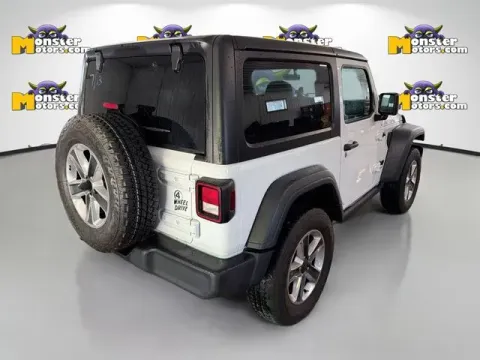 More photos of 2023 Jeep Wrangler Willys at Monster Motors - Jackson, MI, MI